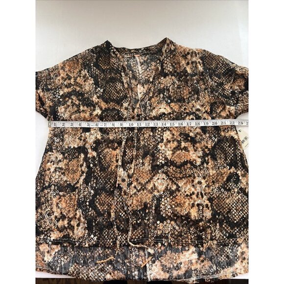 Free People Women’s Sz XS Out For The Night Snake Combo Print Boho Top Shirt New - Picture 7 of 13
